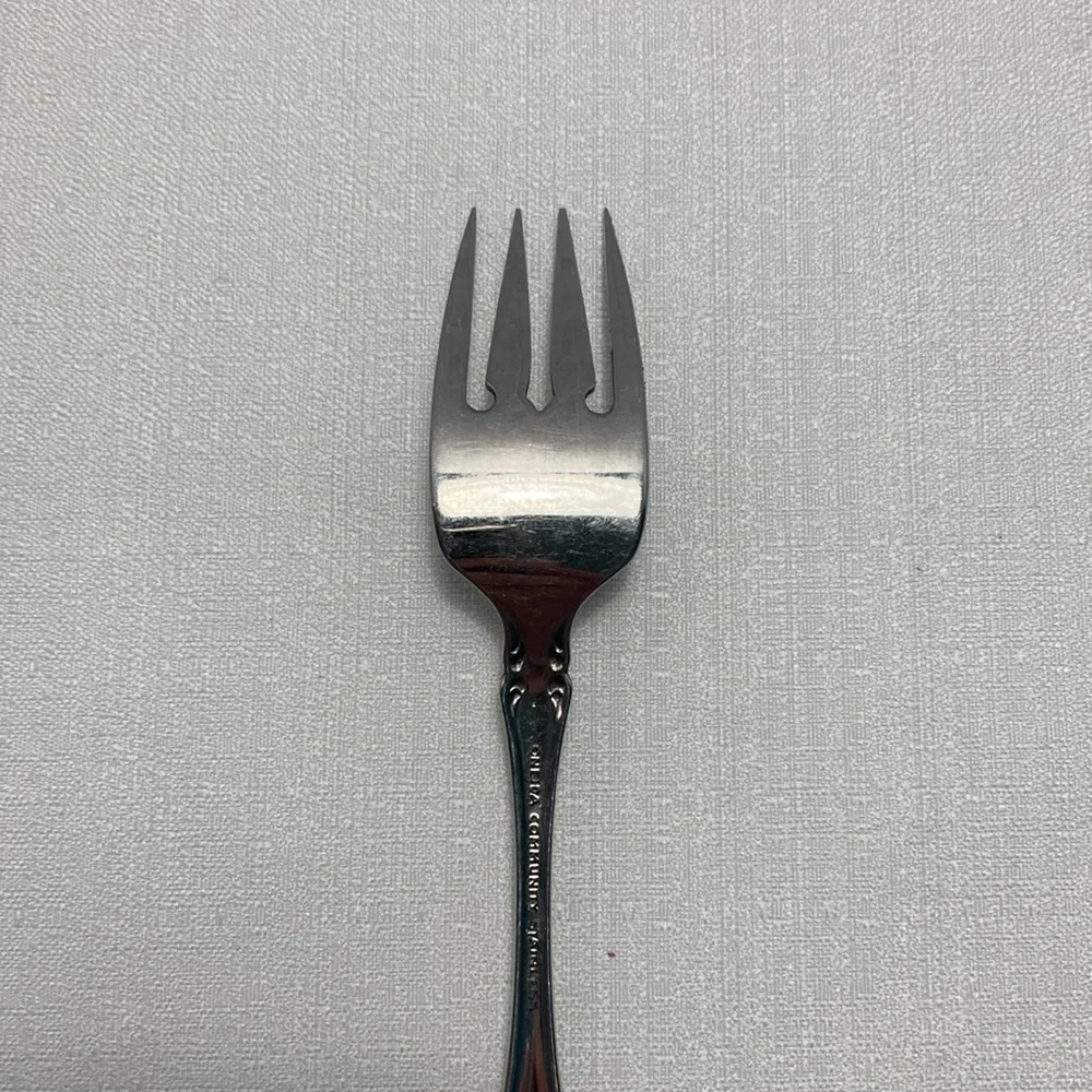 Oneida Community BRAHMS Stainless Glossy‎ Rose Flatware Salad Fork